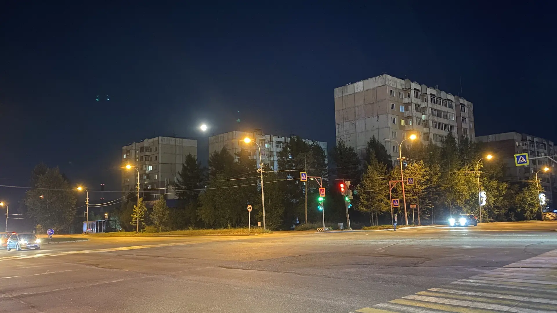 Красавица луна