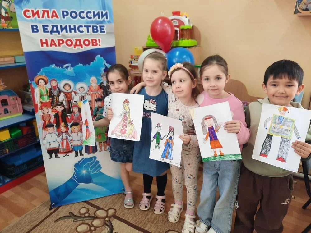 В рамках проекта " Предшкола: стандарт детского сада" на тематической неделе:" Инновационные техноло
