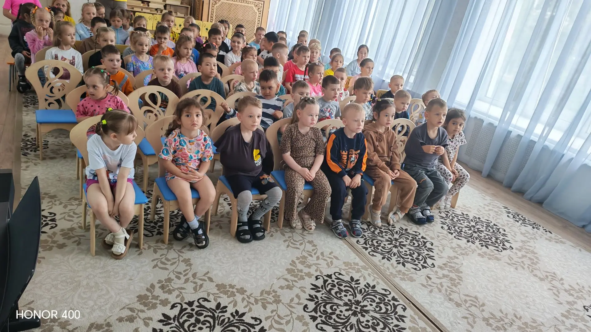 Сегодня у нас в гостях был настоящий герой — папа одного из наших воспитанников, который работает же