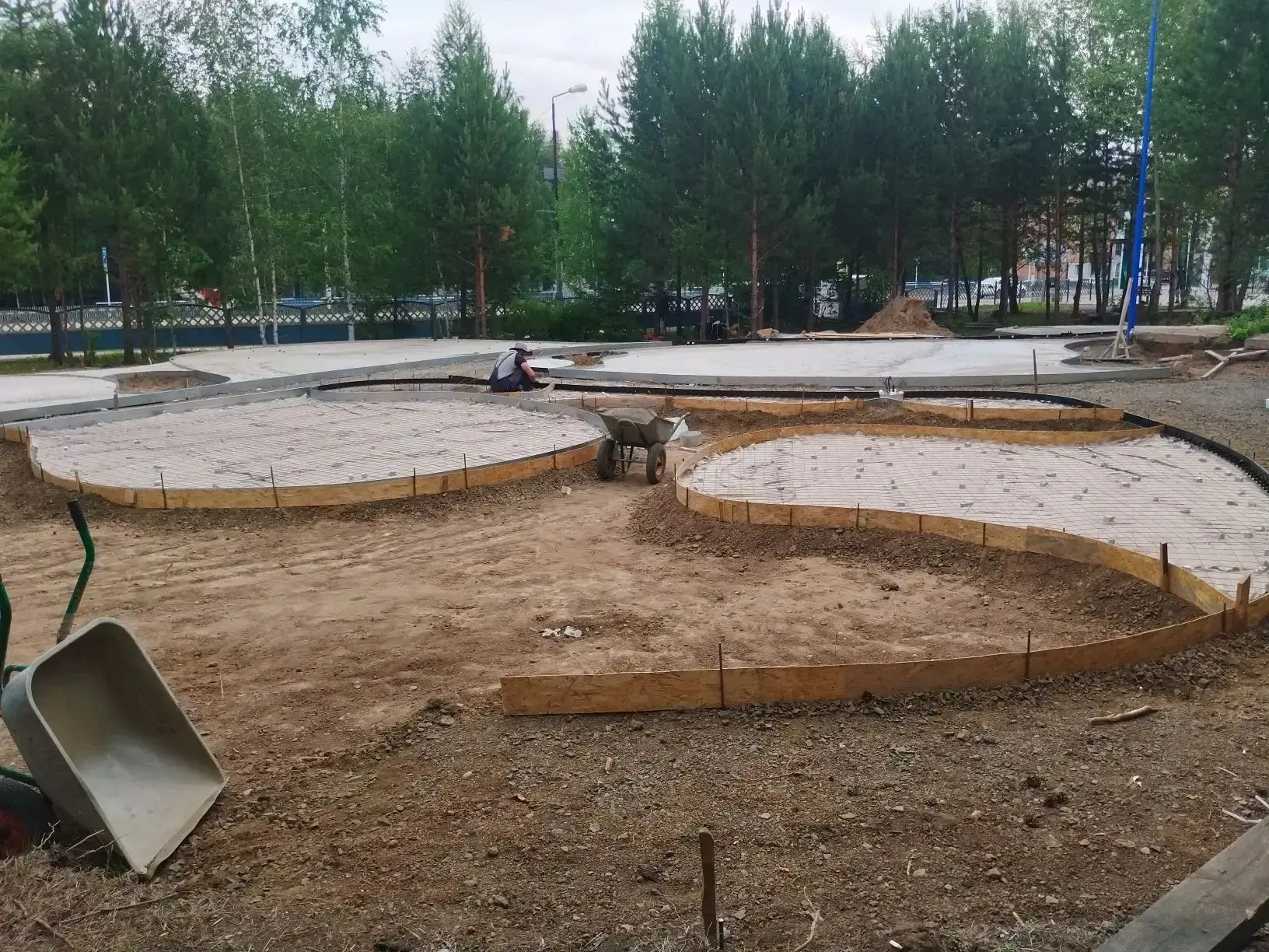 #благоустройство
В 26 малых городах и сельских поселениях края благоустраивают новые общественные пр