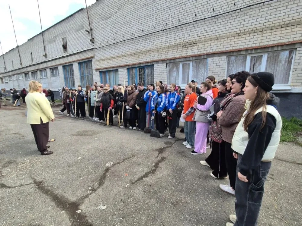 Чистый город к светлому празднику!  В преддверии праздника Великой Пасхи студенты и преподаватели НГ