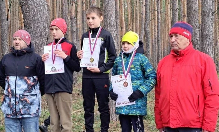 Настоящим спортсменам плохая погода не помеха! Это доказали сегодня ученики 1 корпуса, которые приня