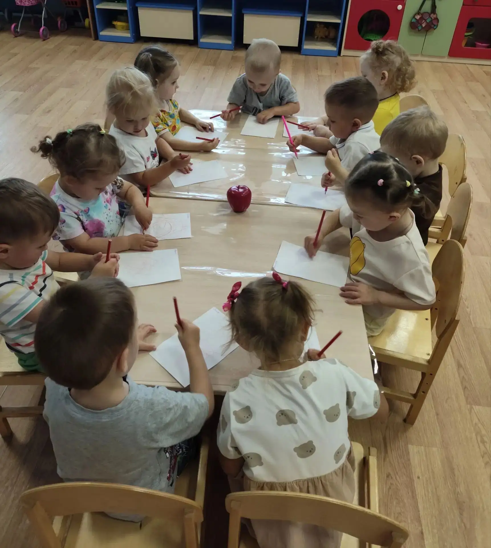 Яблочный спас в нашем детском саду! 🍏🍎🍏 Танцы, веселые конкурсы и игры , много-много...