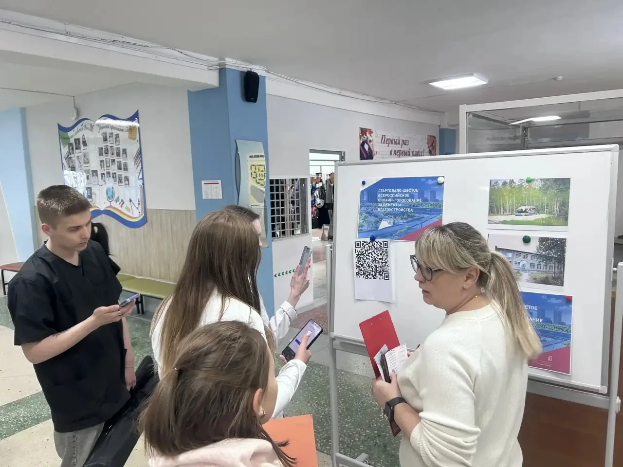 📌Сегодня в нашей школе для участников благотворительной весенней ярмарки было организо...