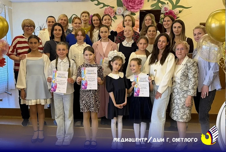 «Ученик года» и новые высоты: как прошло отчетное собрание класса✨

28 мая прошел классный концерт и