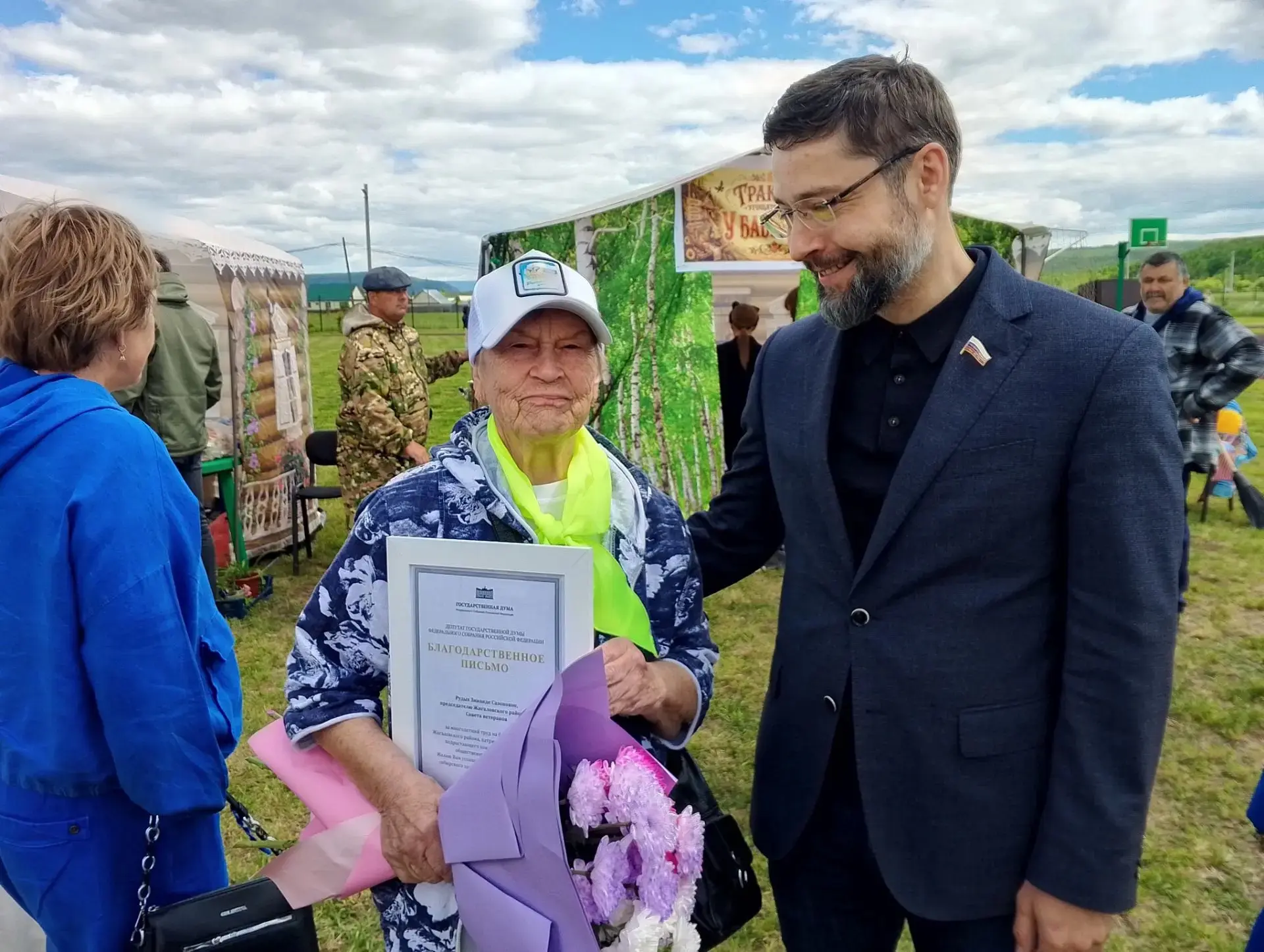 Сегодня в Жигаловском районе большой праздник. Ему исполнилось 100 лет. Юбилей отмечают широко, с ра