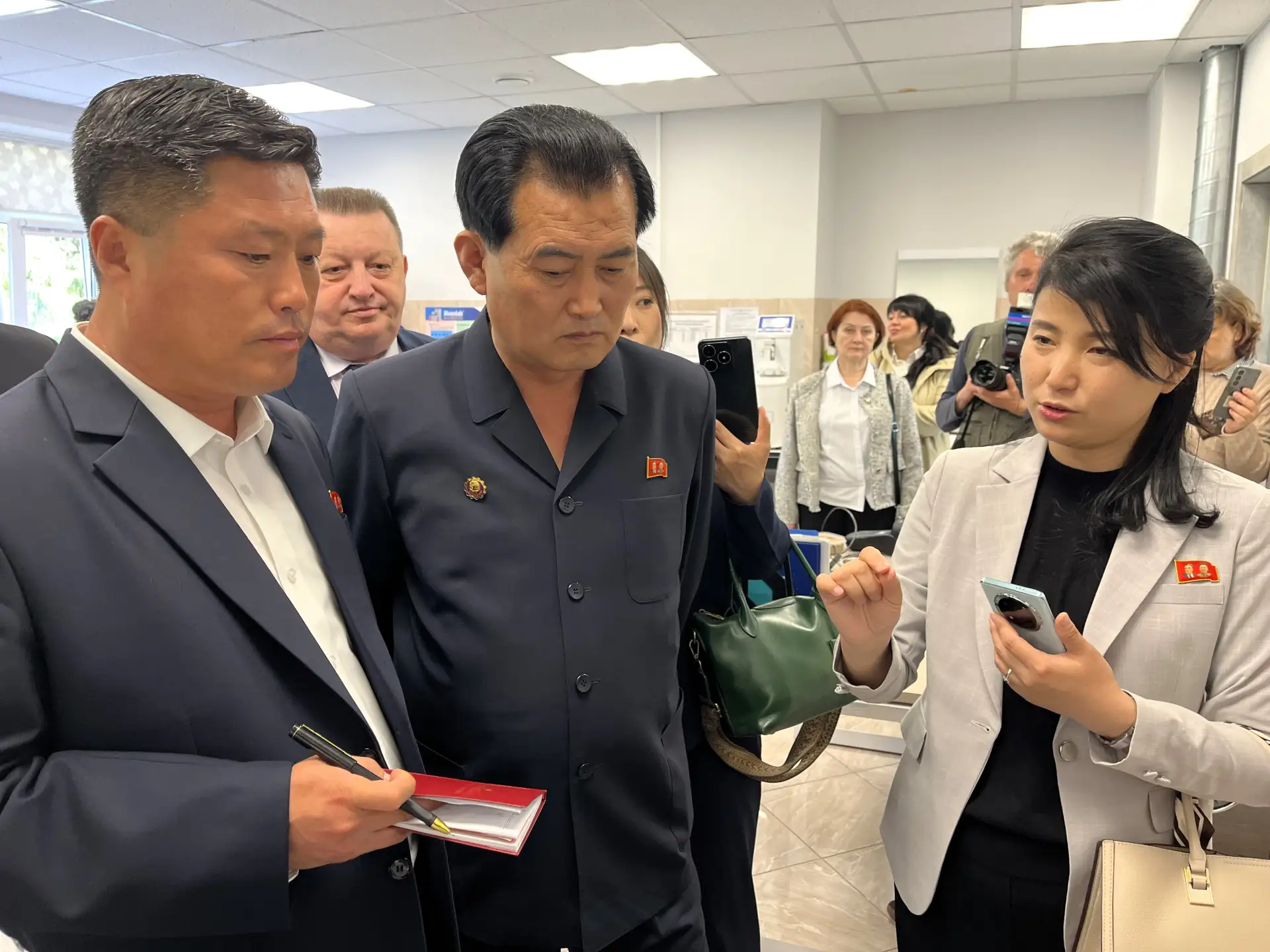 🇰🇵На Орловщину приехала делегация из Северной Кореи  Ее возглавляет председатель народного комитета 