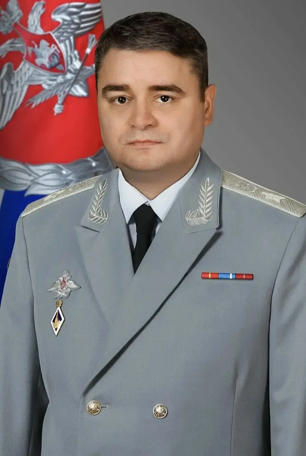 Заместитель министра обороны РФ Василий Осьмаков посетил с рабочей поездкой военный инн...