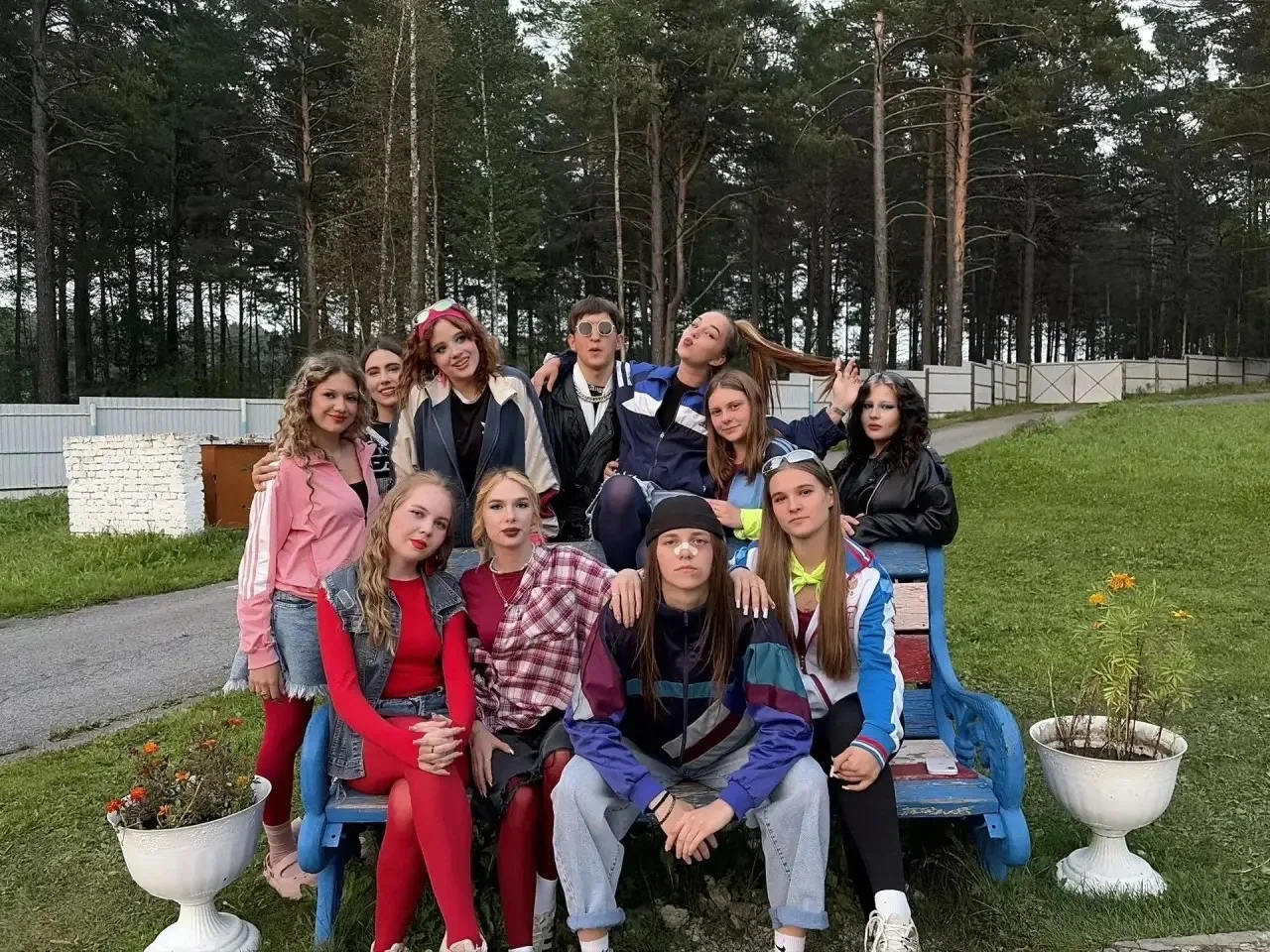 🚀🌠🎶В лагере «Спутник» прошёл невероятный день в стиле 90‑х! 💥🎸