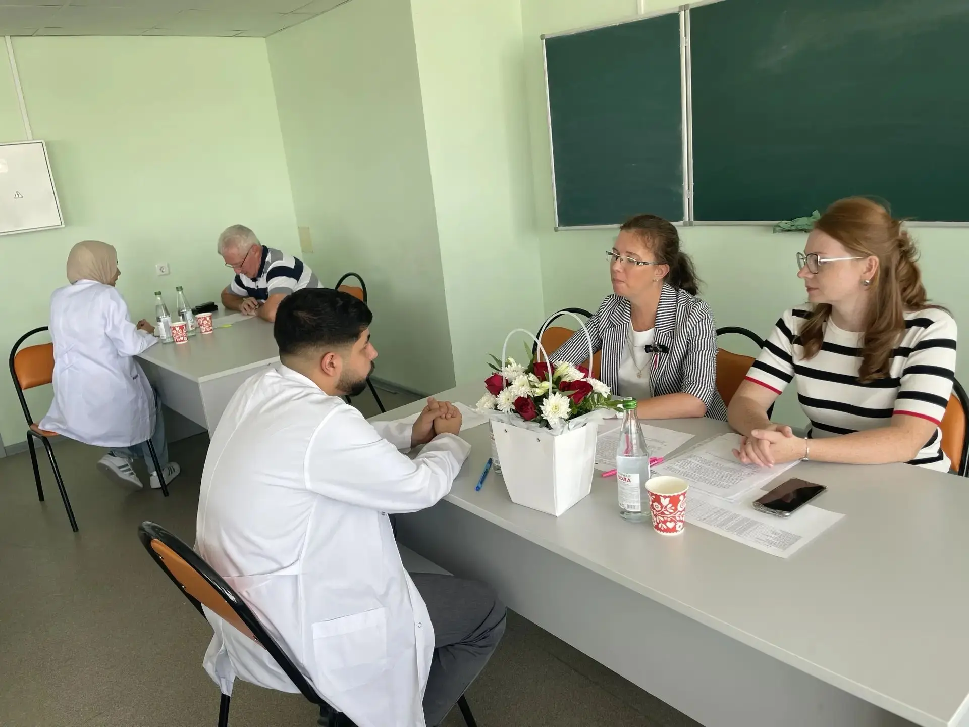 В ИКМ состоялась государственная итоговая аттестация у студентов, обучающихся на английском языке. �