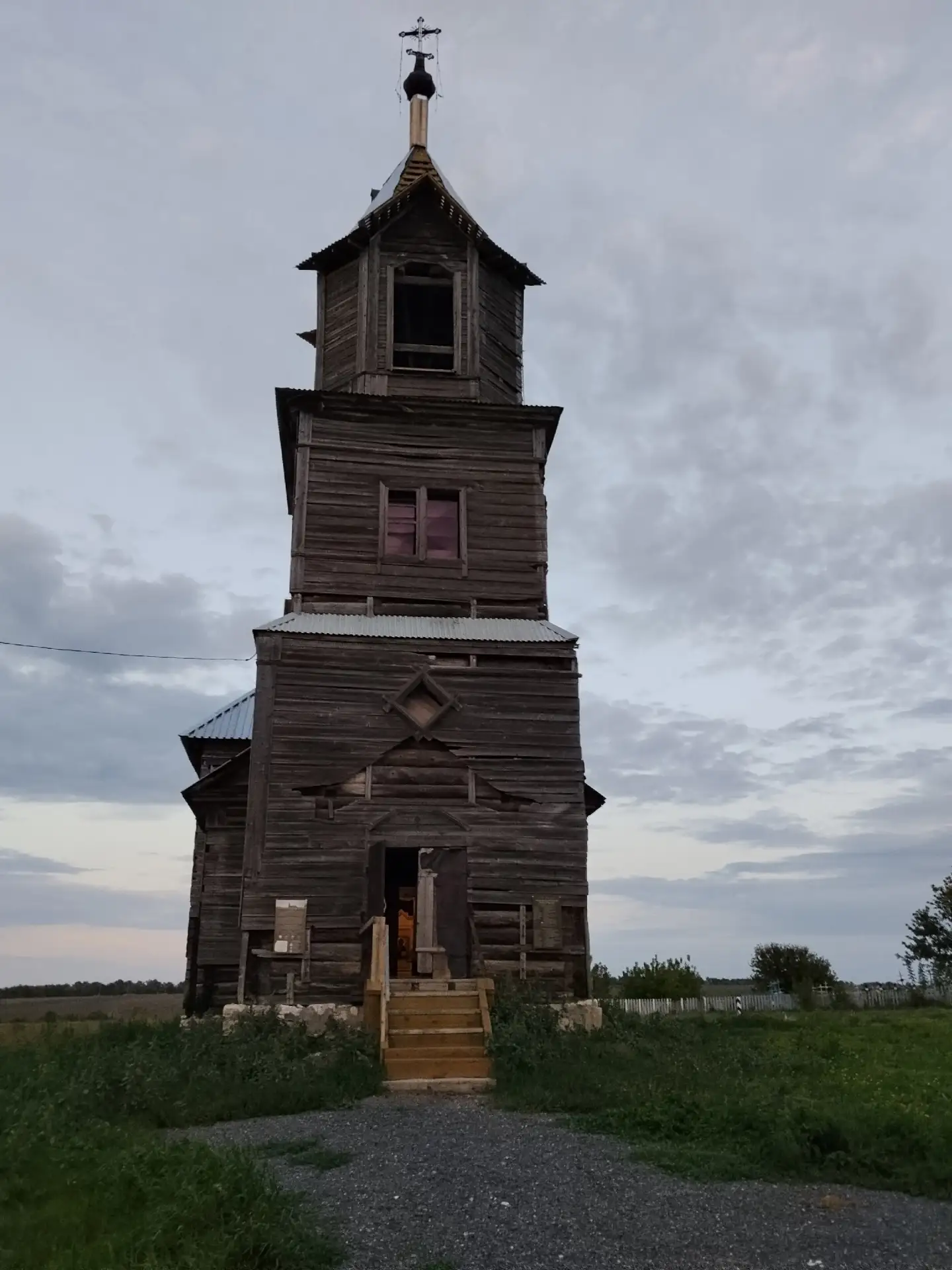 С. Павловка, храм