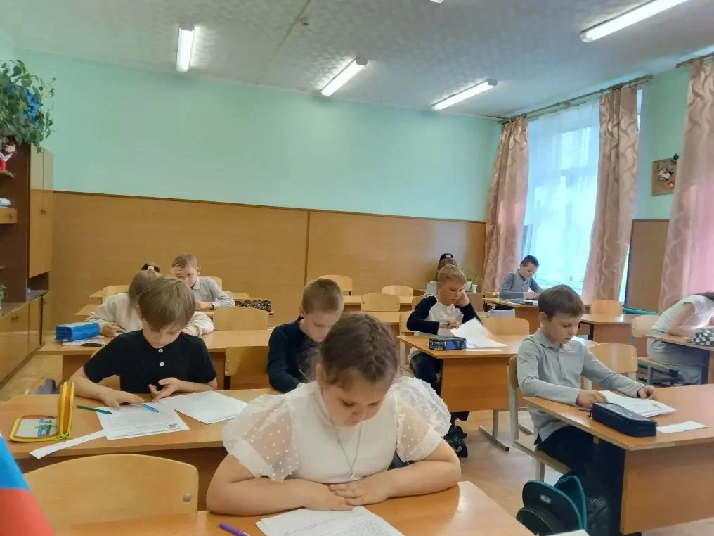#Школа22 #ТакойДень  ✍️В начальной школе прошёл школьный этап городской комплексной олимпиады "Начал