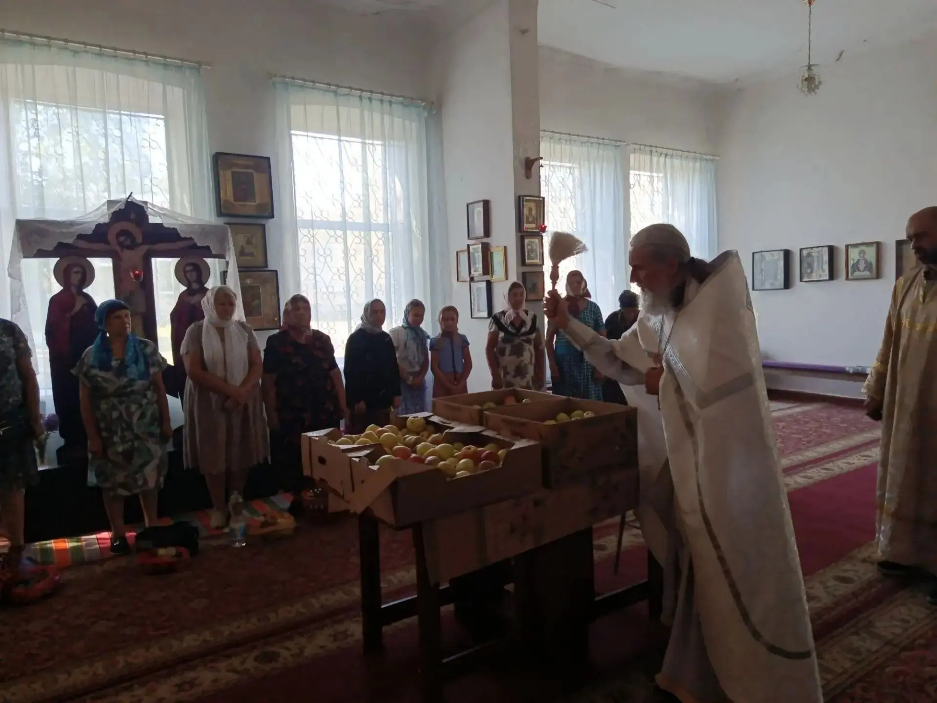Сегодня в Валерьяновском храме Пресвятой Богородицы состоялась праздничная литургия в ч...