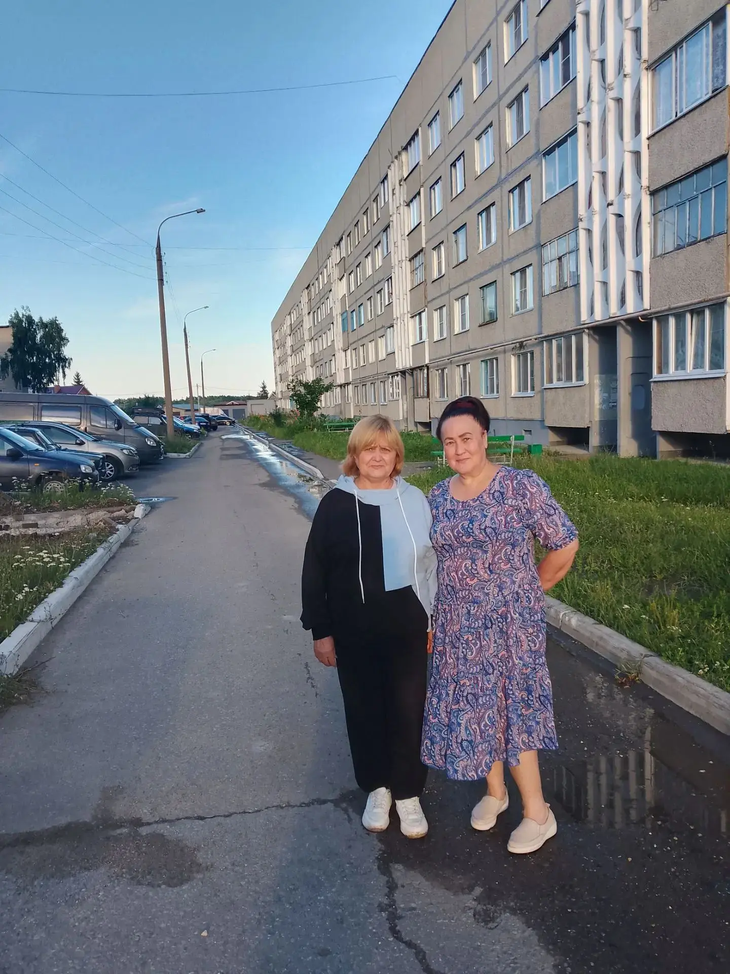 Педагоги и родители дежурят вместе!

Безопасность детей под контролем каждый день. На этой неделе к 