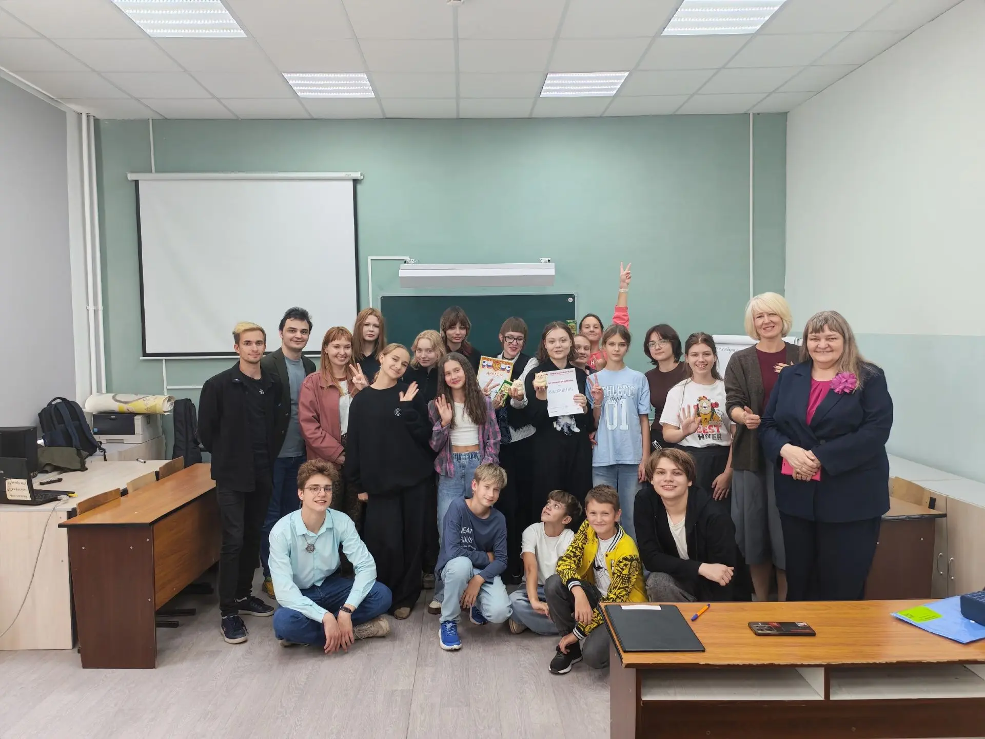 29 и 30 августа в нашем лицее прошли дебаты «Турнир выходного дня». Событие получилось ...
