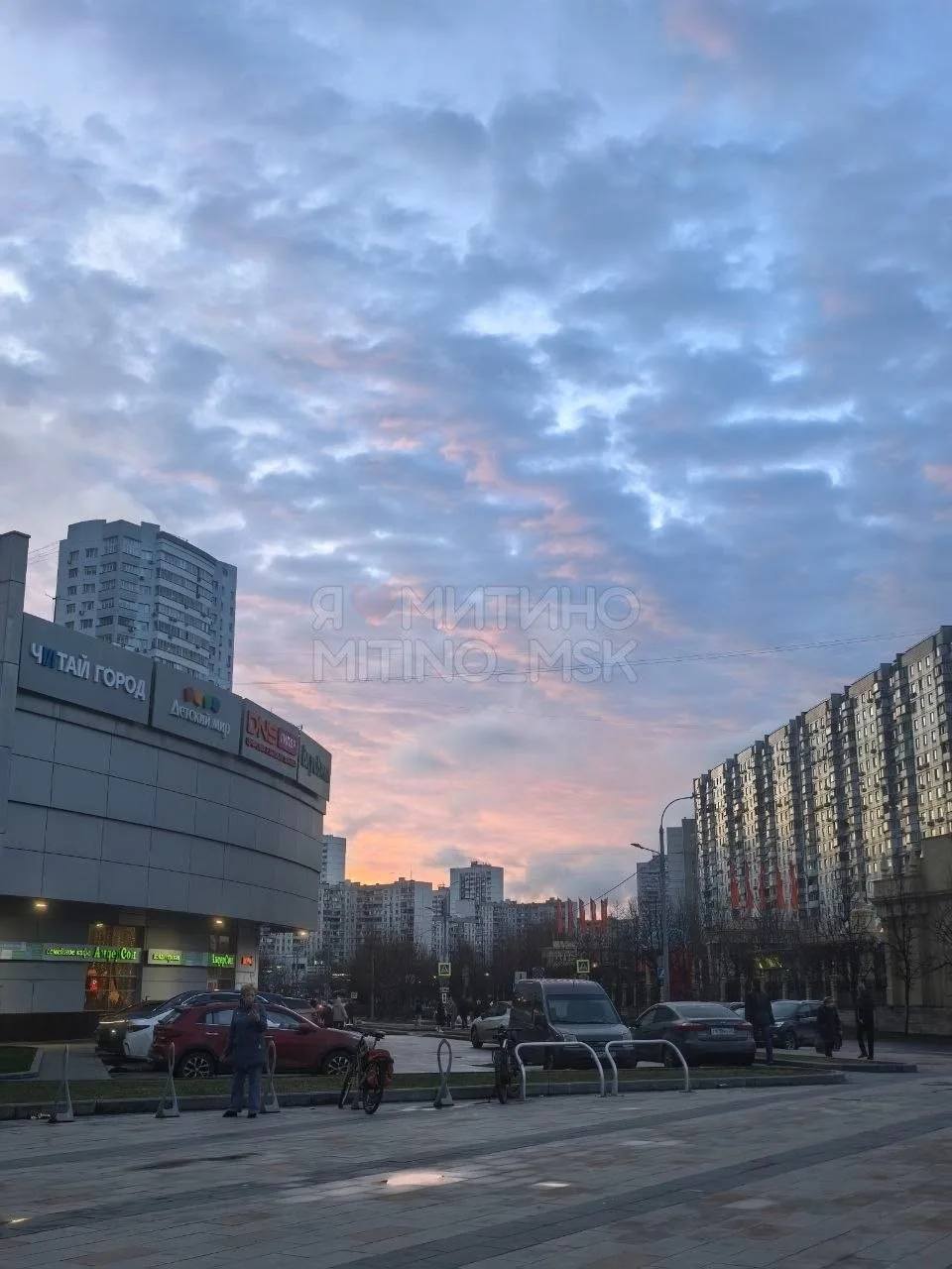 Митинские закаты: когда даже время останавливается, чтобы насладиться красотой⏰🌅😍  Спасибо, что прис