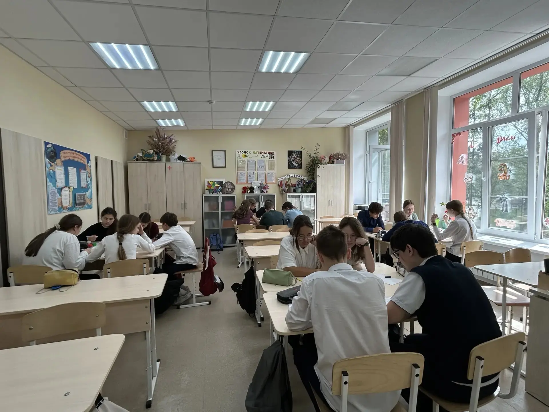 В рамках проекта «Математические классы Подмосковья» в 7М классе прошла игра «Математическая карусел