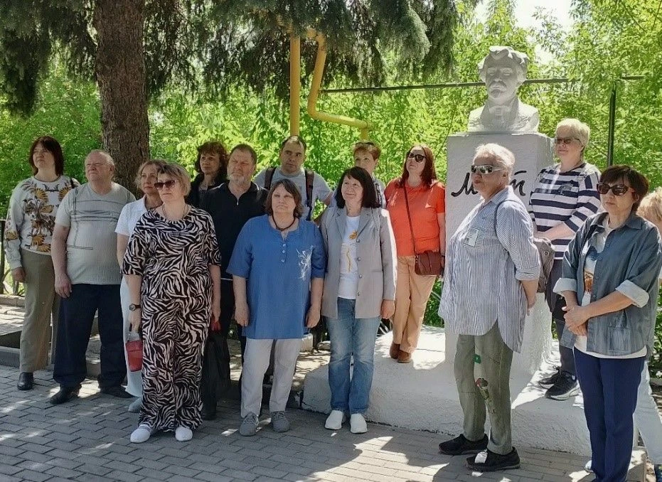 16 мая в село Александровка Таловского района приехала экскурсионная группа из города В...