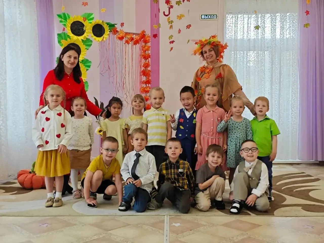 Ребята средней группы «Светлячки» встречают красавицу Осень 🍁🍄