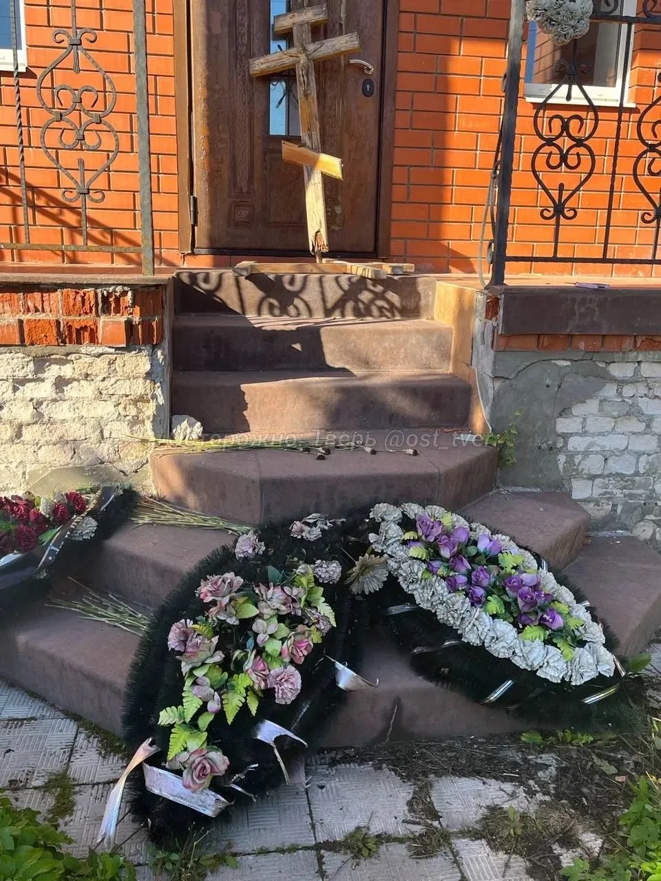 🕯️В деревне Петрушино Тверской области осквернили могилу капитана Владимира Зайцева, п...