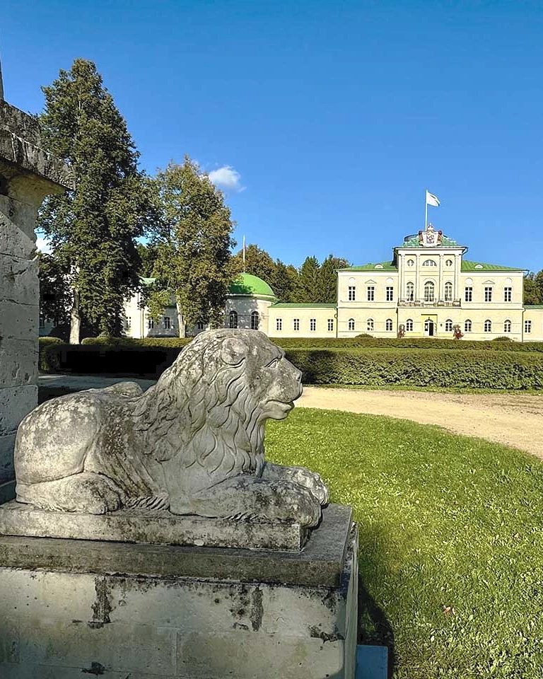 🏰✨ Усадьба Степановское-Волосово - русская сказка, которая ожила! ✨

 🧳💫 Всего 180 км от Москвы, 