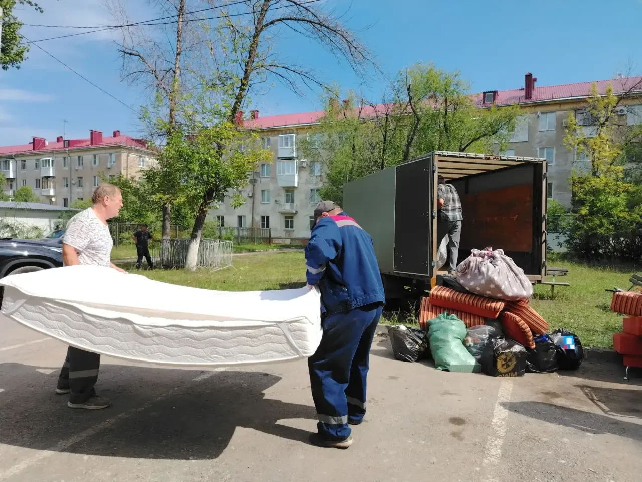 Спасибо всем, кто помогает!