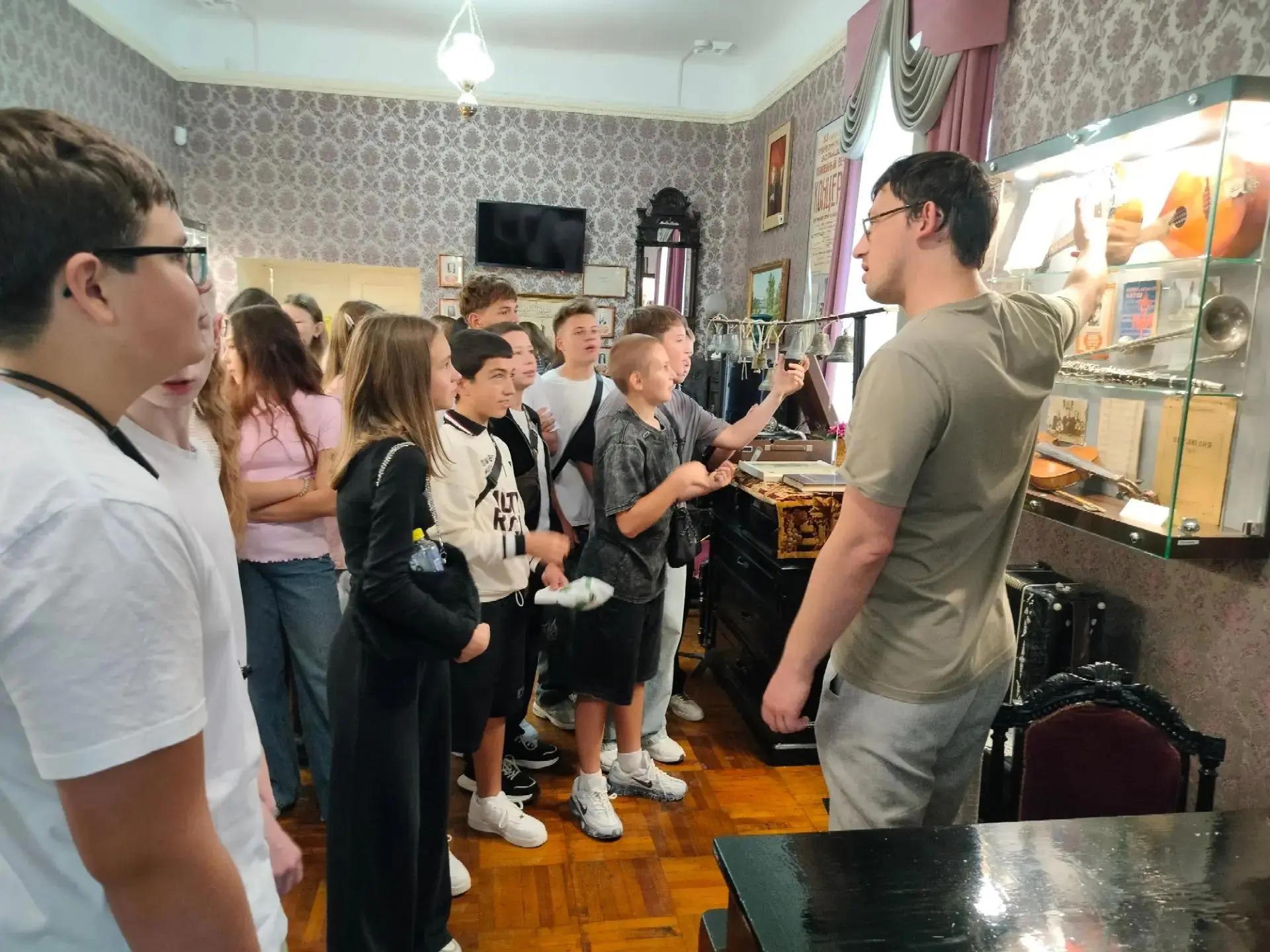 🏛Новый учебный год только начался, и мы с радостью встречаем в стенах нашего музея люб...