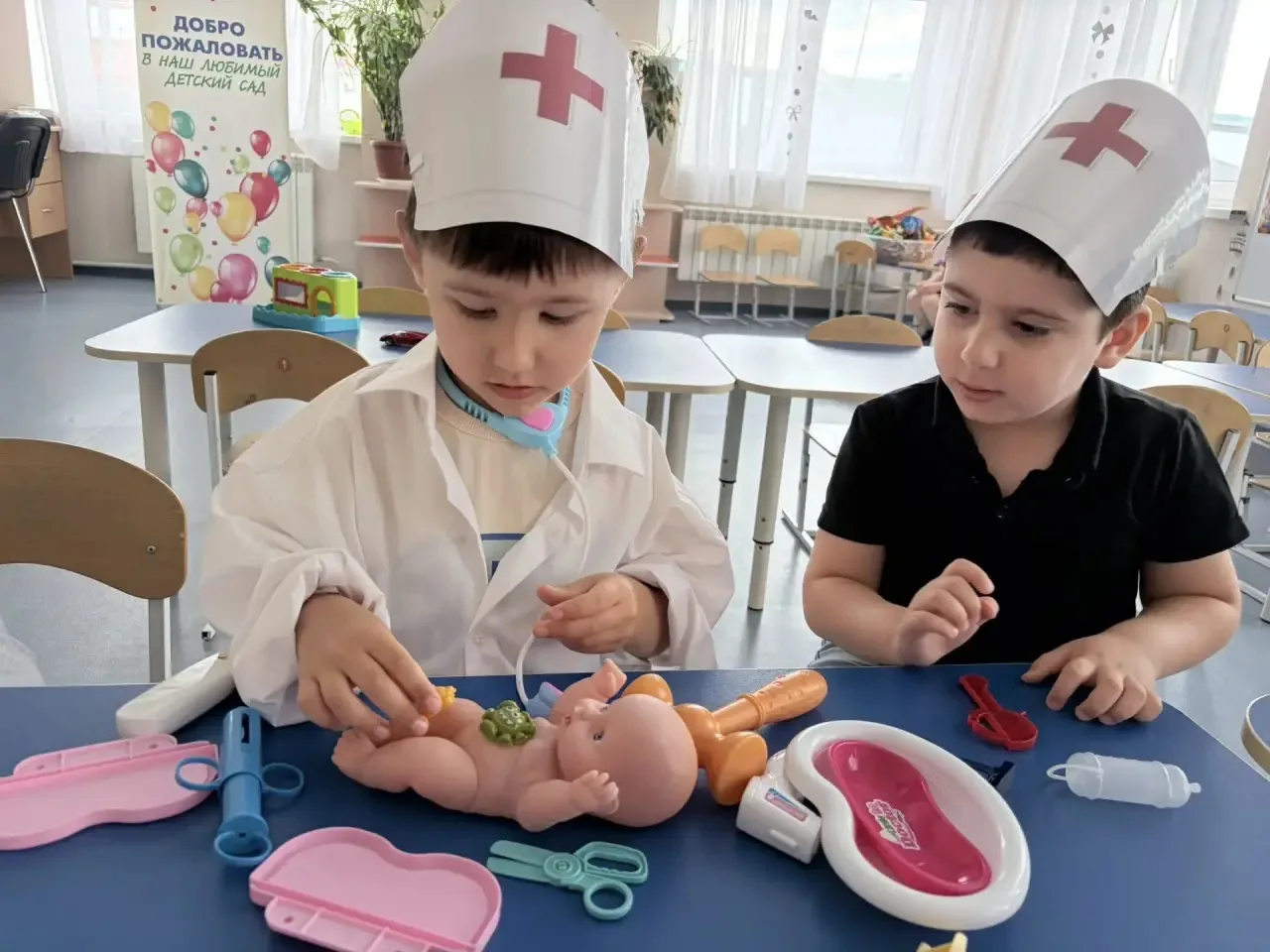 День медицинского работника в нашем детском саду! 🌟

Медицинская профессия — одна из самых важных и