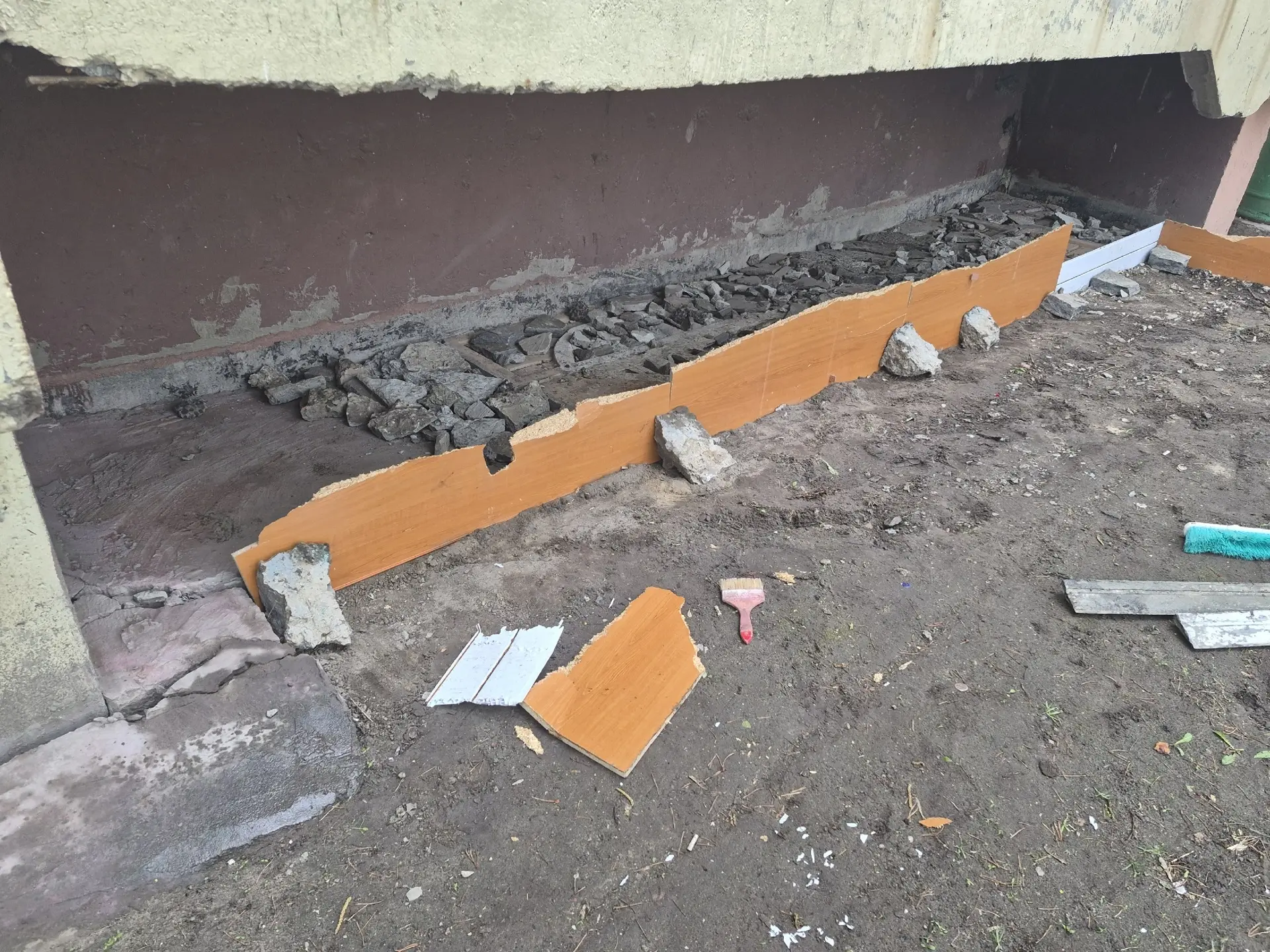 Здравствуйте жители города Тюмени. Хочется поделиться как управляющая компания УК БЛАГО. Плевала на 