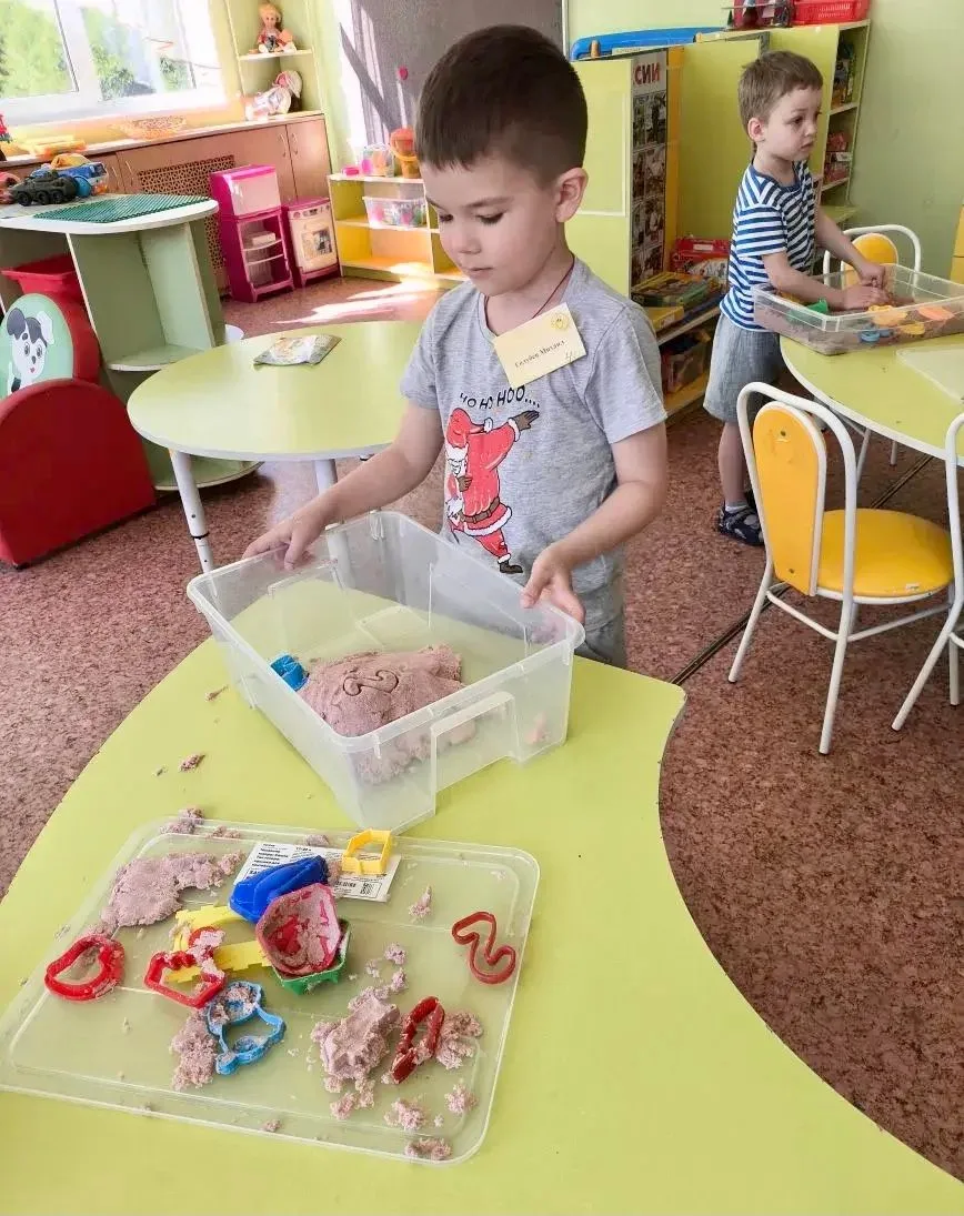 "Клубный час" ЧАСТЬ 3

Кабинеты специалистов на время мероприятия также стали новыми остановками в э