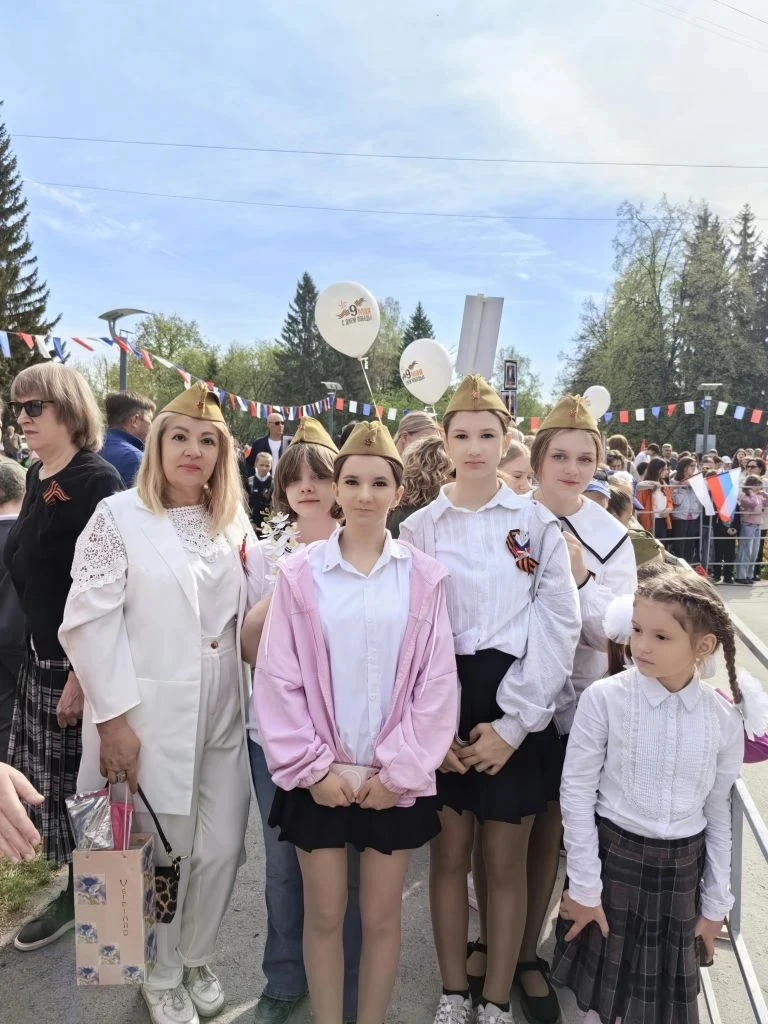 🔥 В Краснообск прошёл торжественный митинг, посвящённый 81-й годовщине Победы в Великой Отечественно