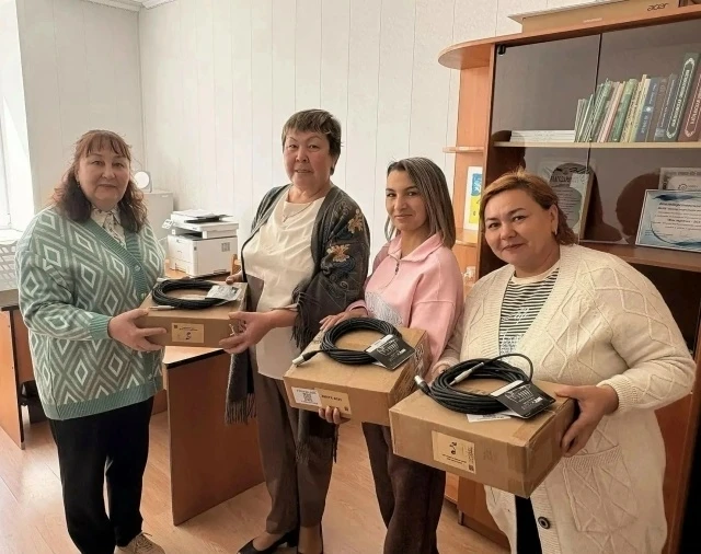 Отдел культуры Баймакского района и руководство районного Дома культуры продолжают подд...