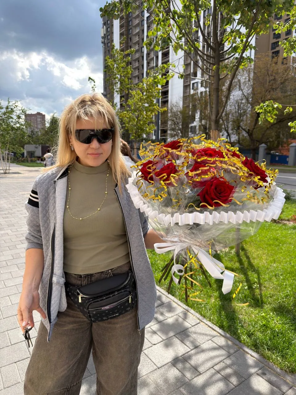Мы с первого класса вместе и за все, что мы делаем, отвечаем тоже вместе🤣Букетик из Бр...