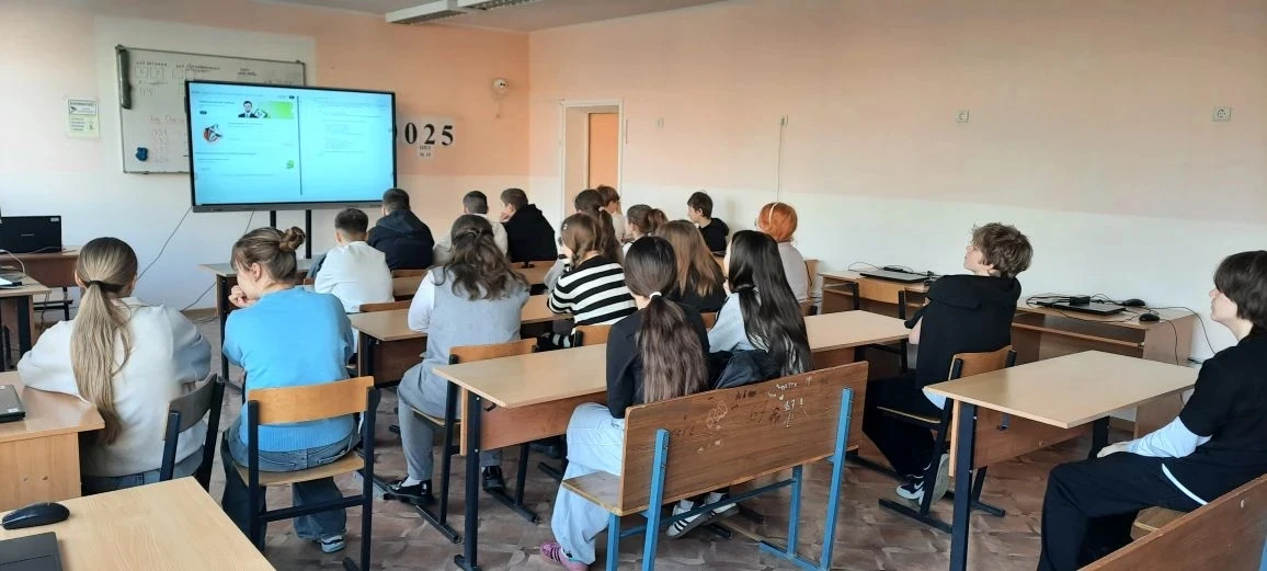 🇷🇺РОССИЯ - МОИ ГОРИЗОНТЫ 🇷🇺 12 марта 2026 г. в нашей школе, прошло очередное занятие курса "Россия-м