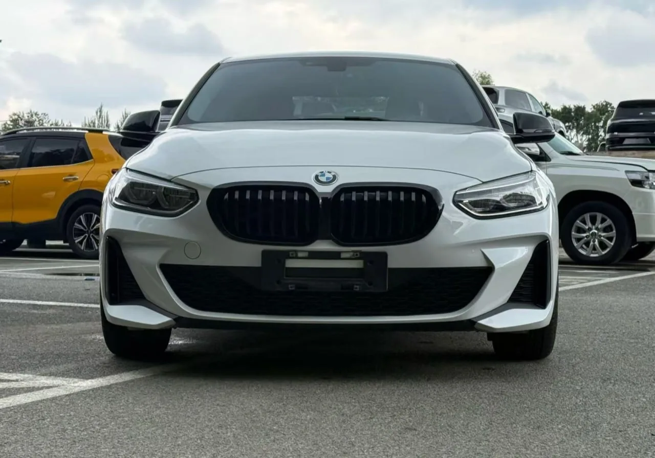 🚗 Доступен к заказу из Китая 🇨🇳

BMW 120i 2022 M Sport Shadow Edition

📍 Стоимость под ключ до В