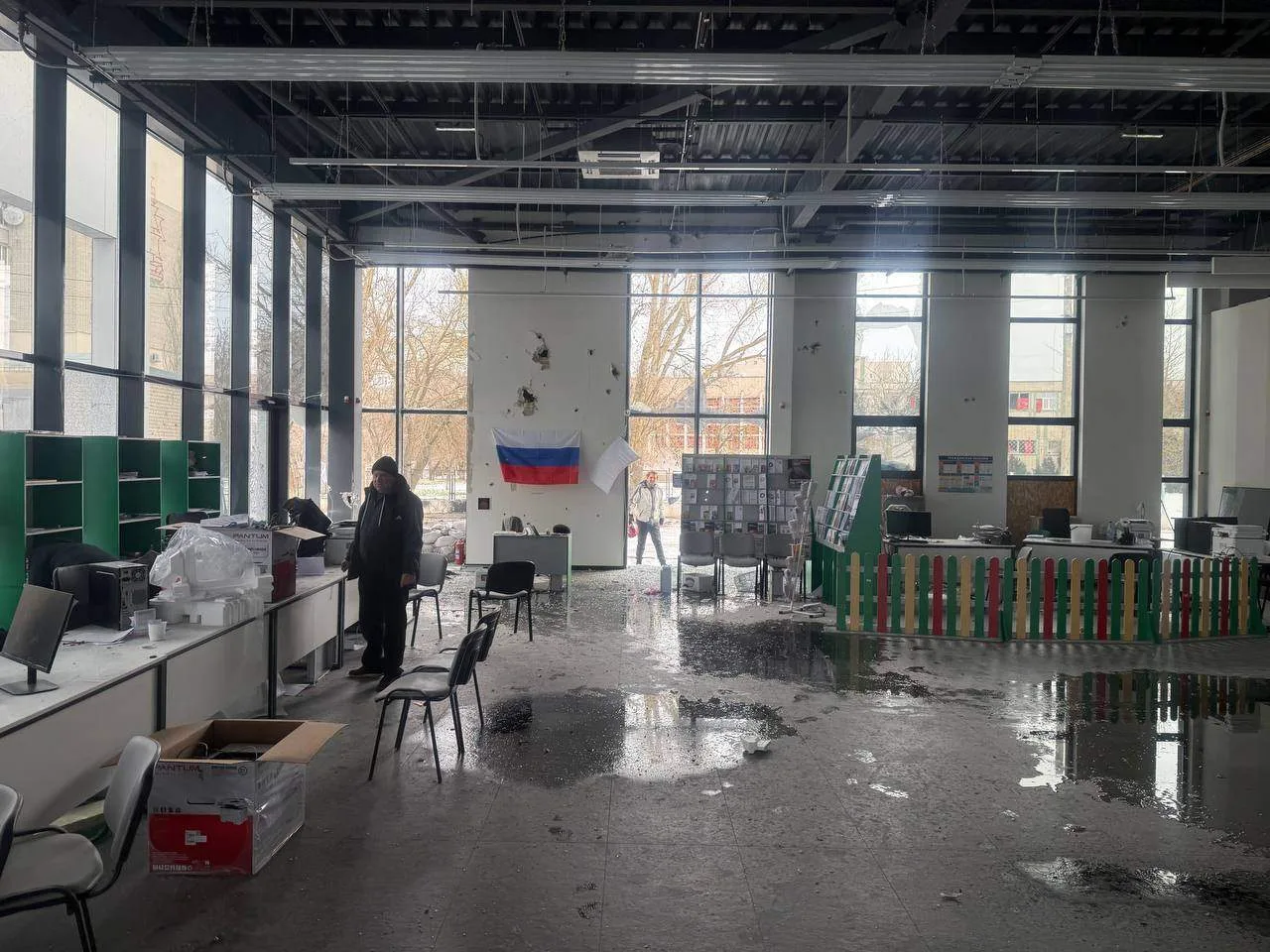 ‼️Уважаемые жители Херсонской области!  Сегодня утром здание Многофункционального центра в Новой Ках