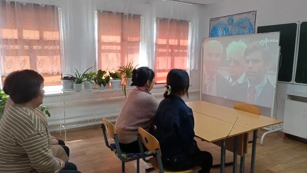 Просмотр документального фильма «Колокол Чернобыля».