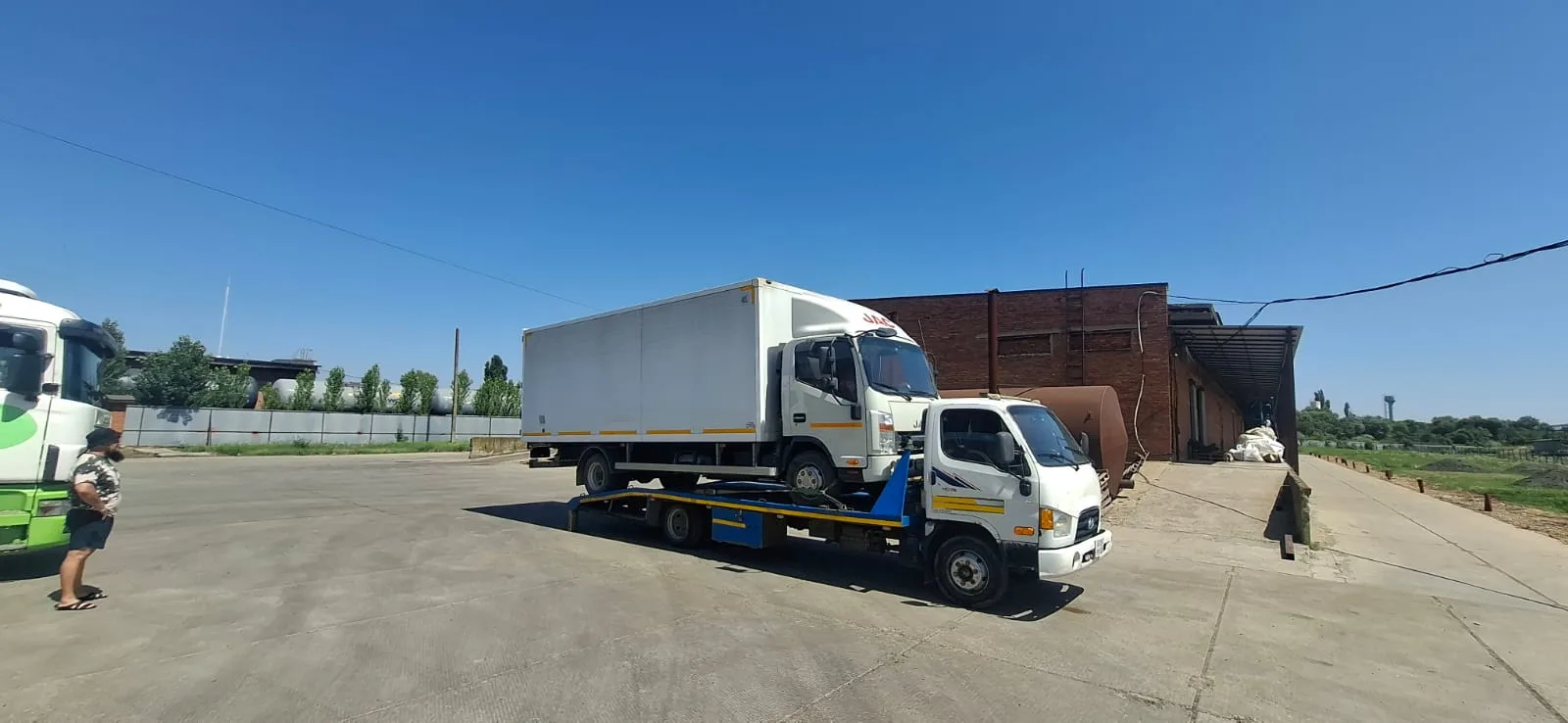 Эвакуатор Мариуполь | По городу, области и РФ 🚛 Текст: Срочная помощь на дороге! Предл...