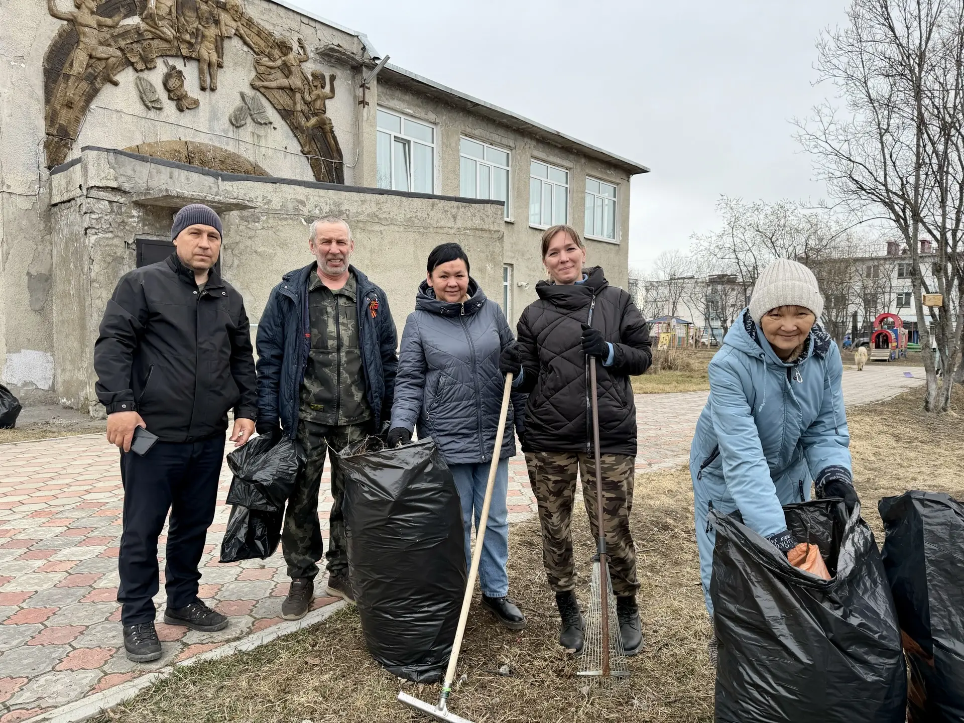 🧹 На прошлой неделе в нашем детском саду прошел субботник! 🌿