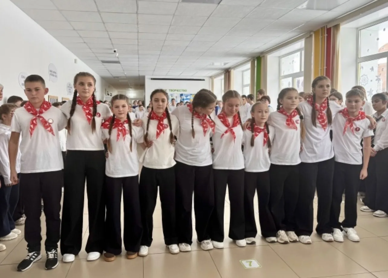🤝🏻Торжественная церемония вступления в Движение Первых   В первичном отделении  филиала №1 МБОУ «Пер