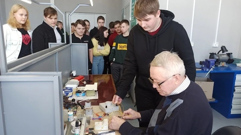 Приглашаем в радиокружок!