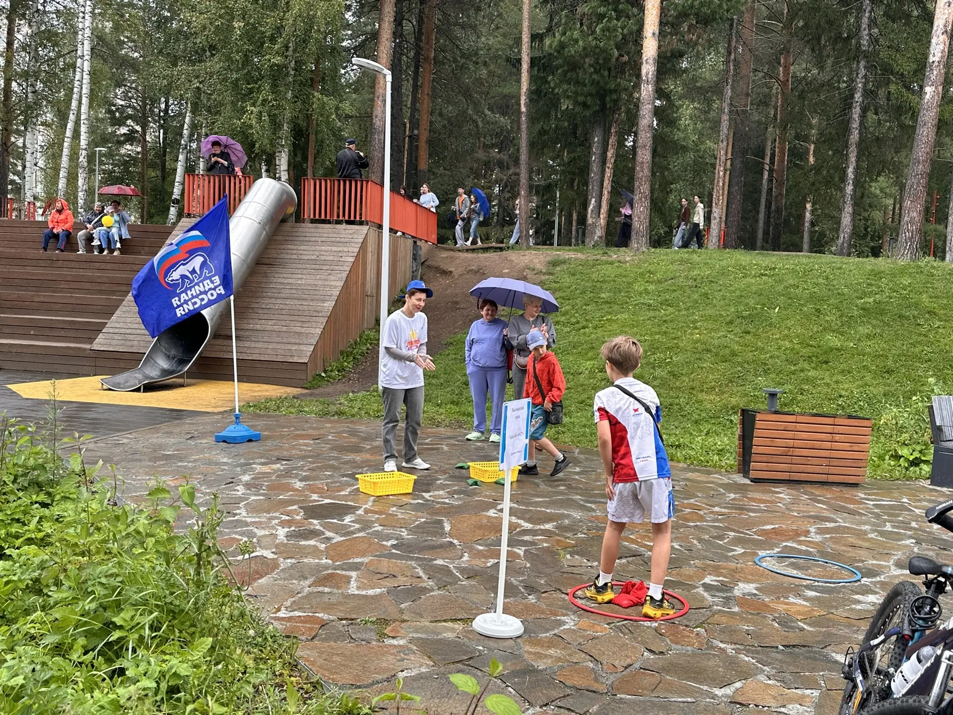 Сегодня в Парке 5-го микрорайона прошло мероприятие, приуроченное к празднованию Дня Го...
