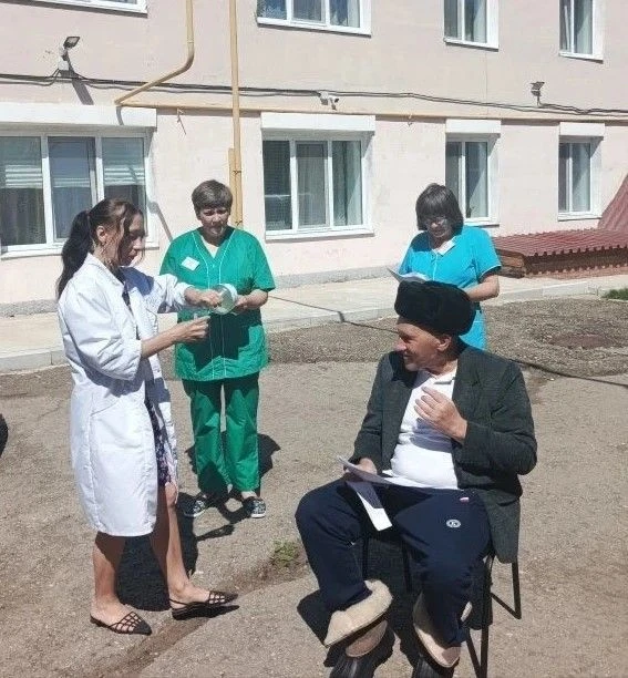 В "Доме социального обслуживания "Алексеевский" состоялось праздничное мероприятие, посвященное Дню 