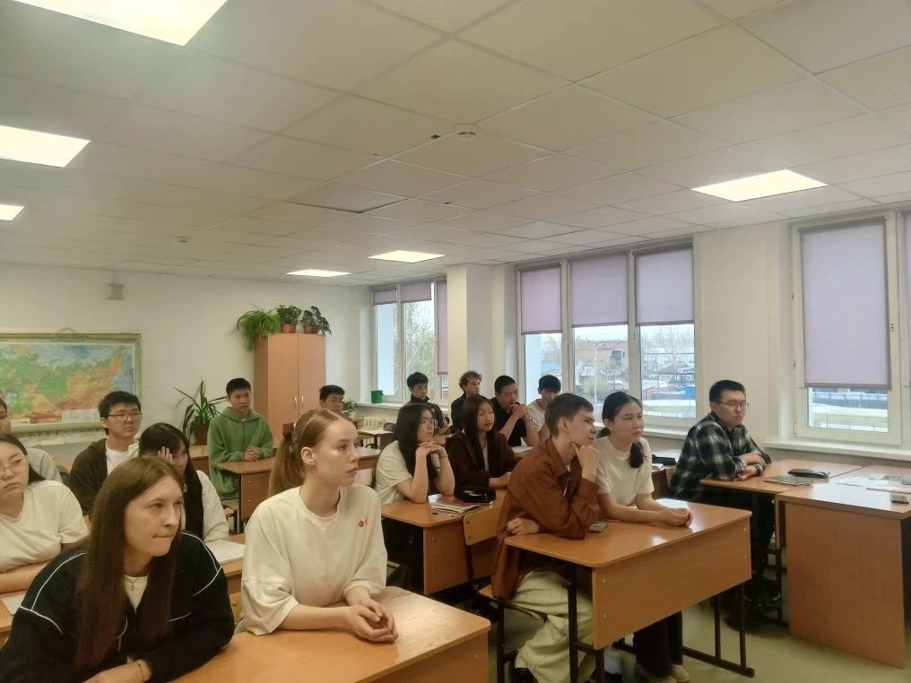 Сегодня темой занятий «Разговоры о важном» в нашей школе стали «Ценности, которые нас объединяют». В