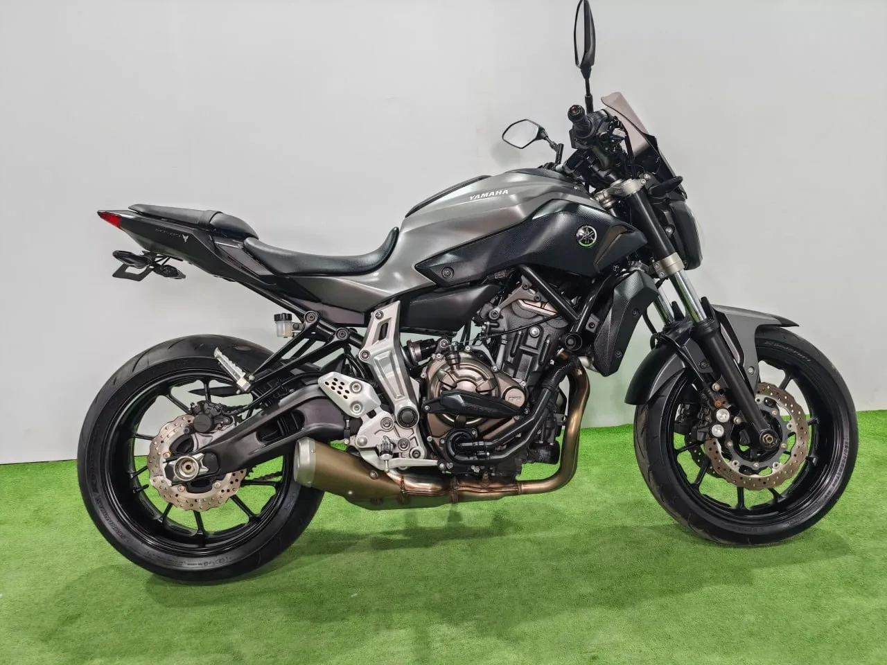 YAMAHA MT-07 в наличии во Владивостоке  Характеристики:  - 2015 год - объем 700 см3 - Аукцион JBA - 