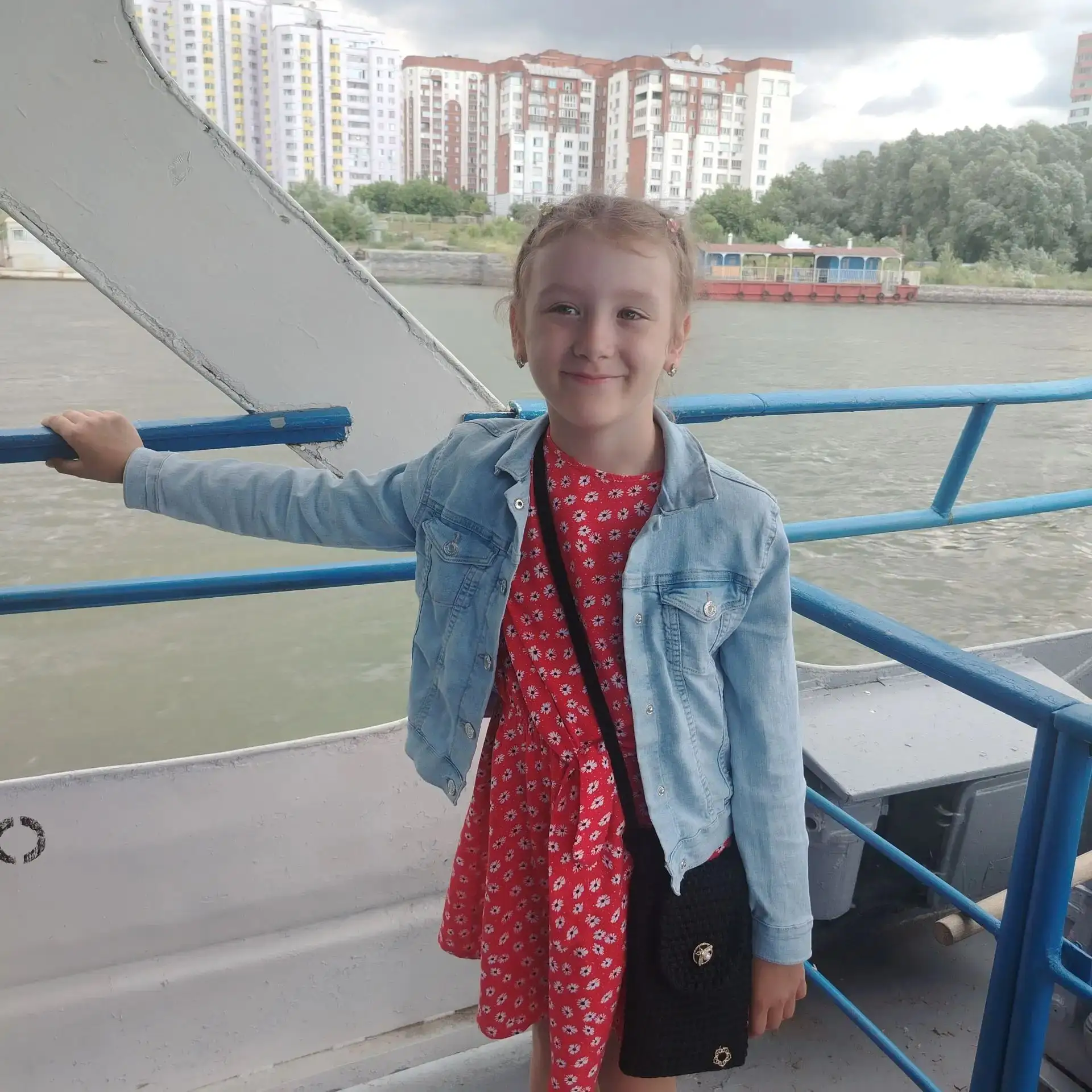 Летний отдых 🌳

Калентьева Марина - Новосибирский зоопарк, экскурсия по городу, прогулка на теплохо
