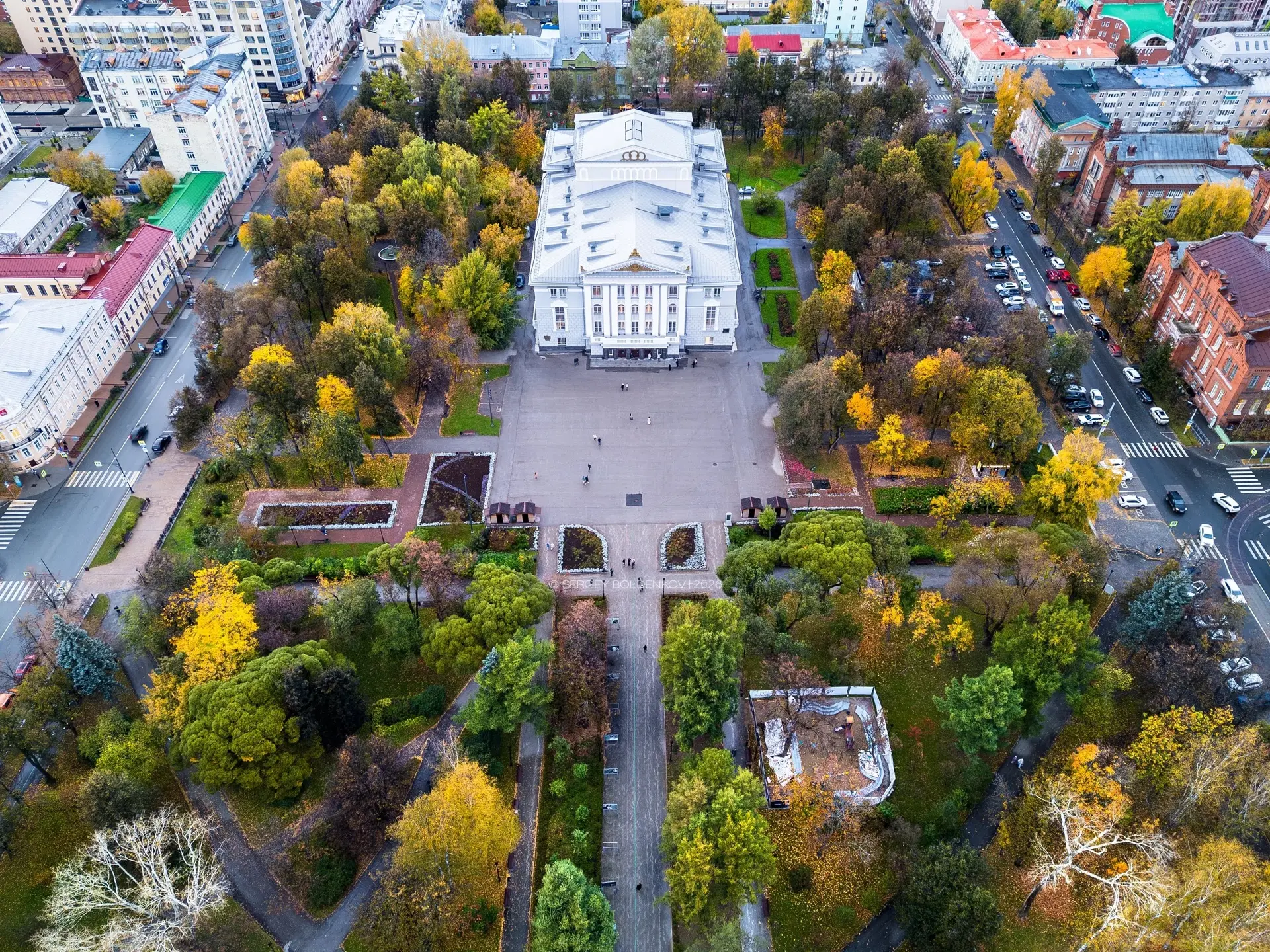 🍁🍂 Золотая осень в Театральном саду
