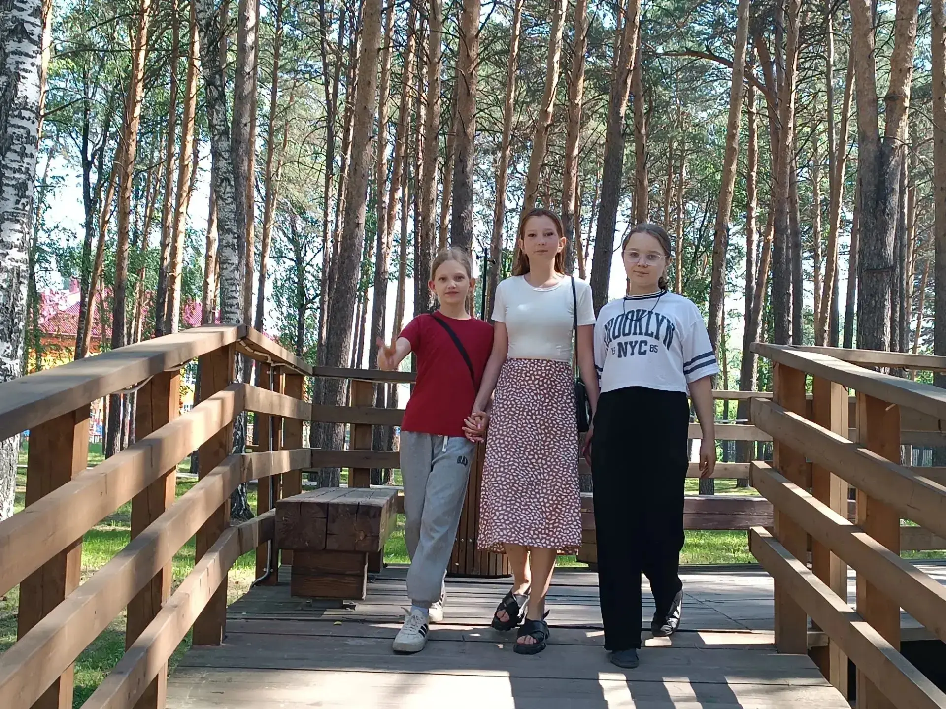 Островок силы и энергии: как прошёл наш день в Городском саду 🌲✨
Есть места, где время течёт по-осо