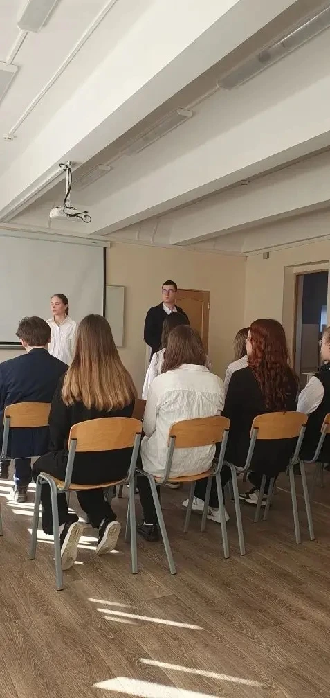 📅10 апреля в ЛГУ имени А. С. Пушкина прошел полуфинал регионального этапа олимпиады «Умницы и умники