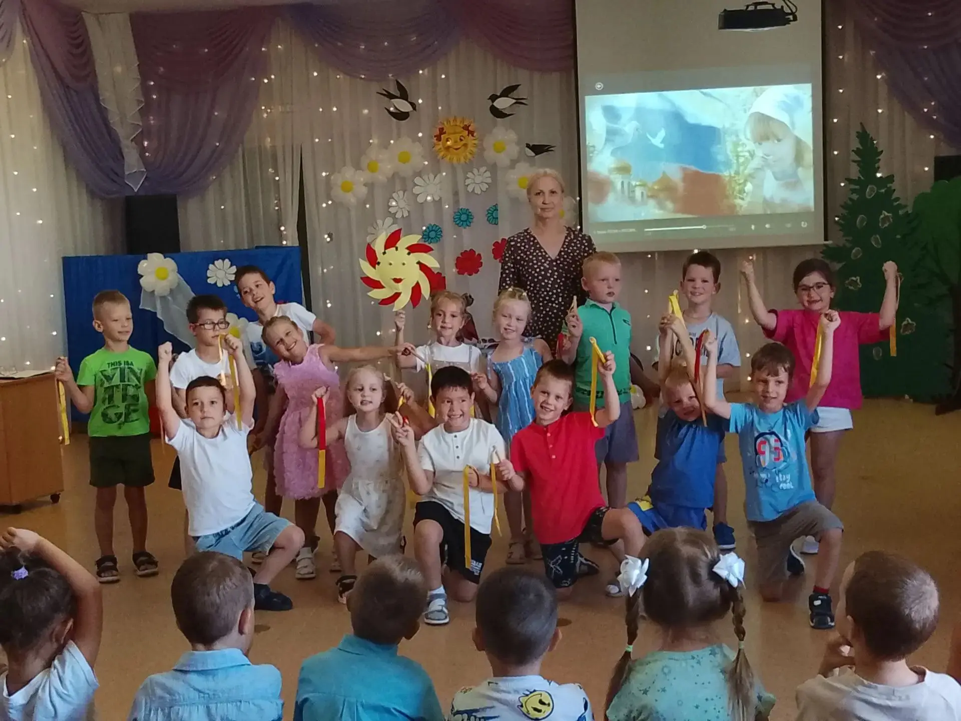 🎉 День Государственного флага РФ в нашем детском саду! 🎉